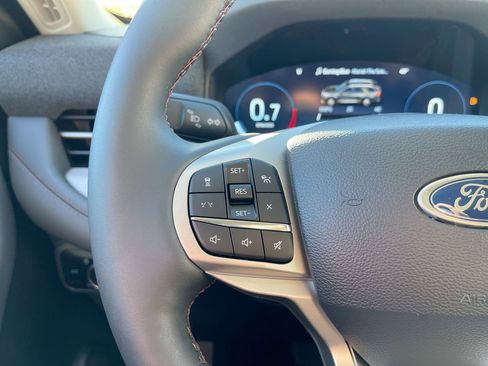 New 2026 Ford Explorer Active w/ Active Comfort Package image 35