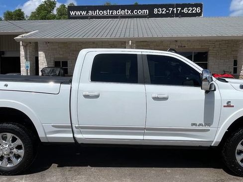 Used 2023 RAM 2500 Limited AWD/4WD image 5
