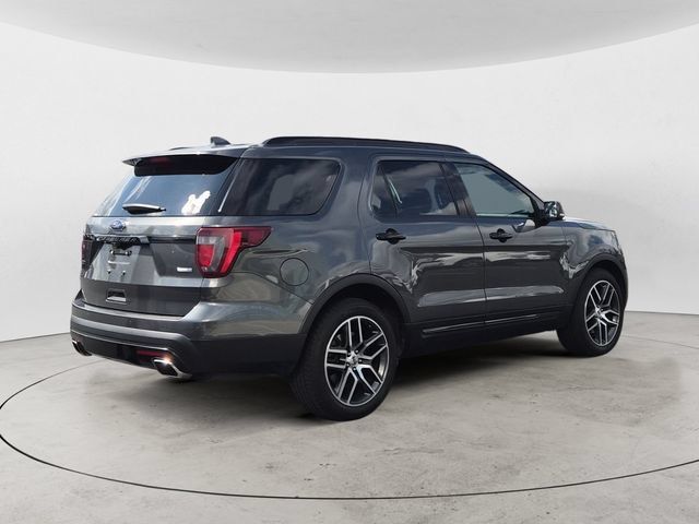 Used 2017 Ford Explorer Sport w/ Equipment Group 401A AWD/4WD image 5