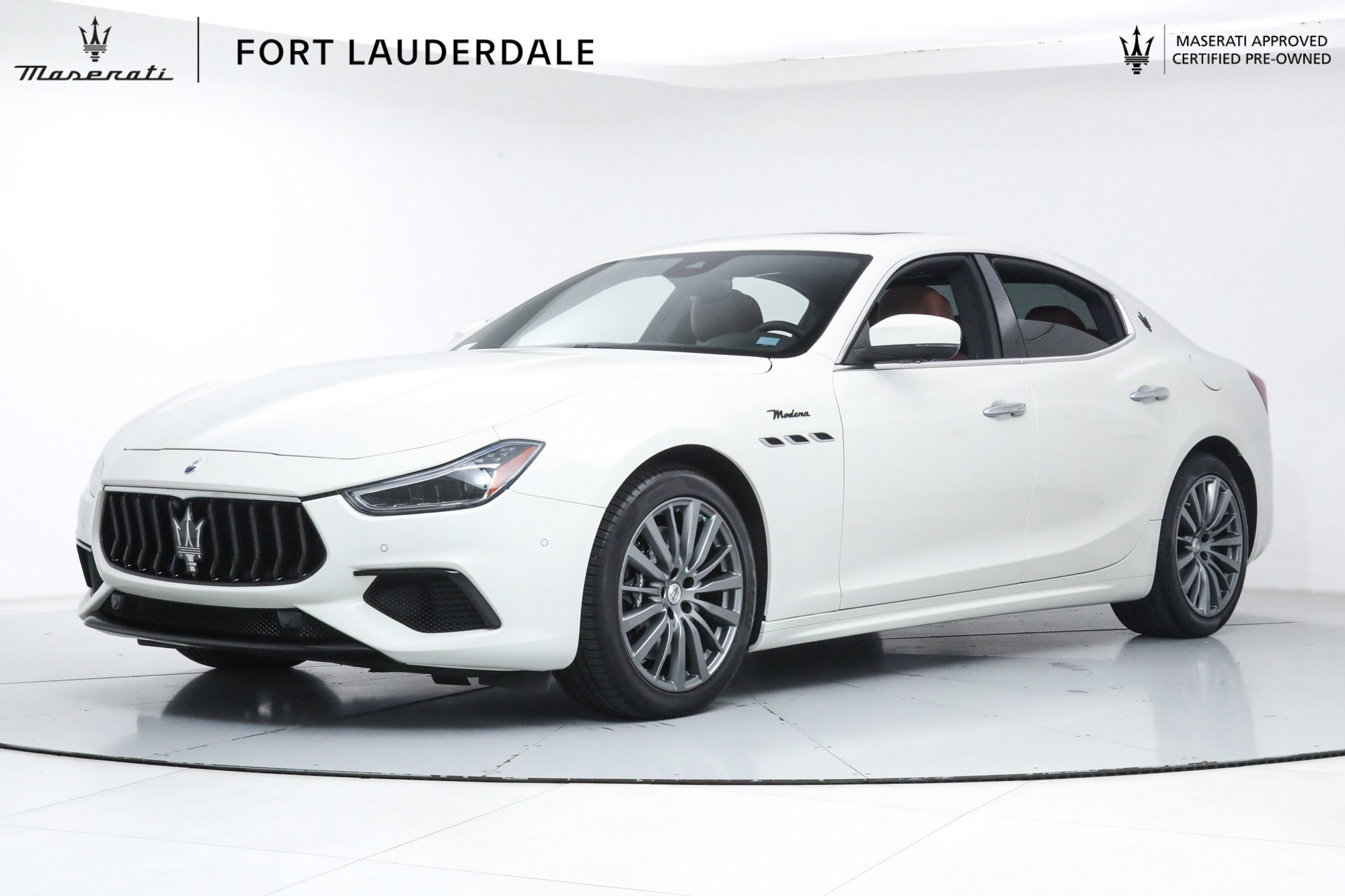 Certified 2023 Maserati Ghibli Modena RWD image 1