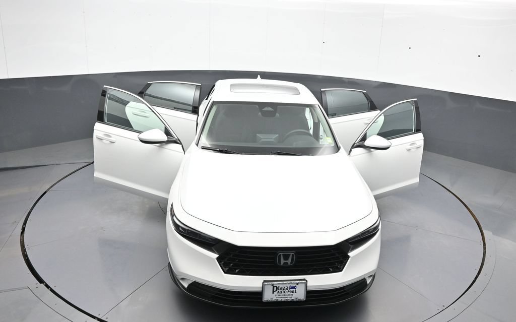 Certified 2023 Honda Accord EX image 45