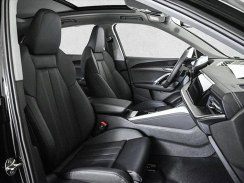 New 2025 Audi Q5 Premium Plus image 21