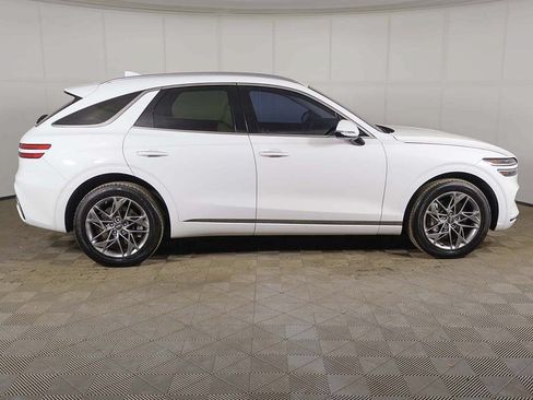 Used 2024 Genesis GV70 2.5T w/ Cargo Package AWD/4WD image 14