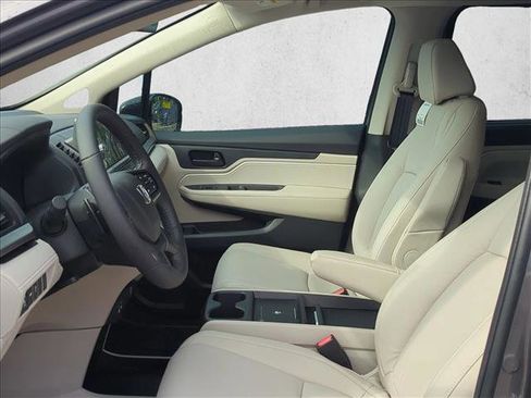 New 2026 Honda Odyssey EX-L image 4