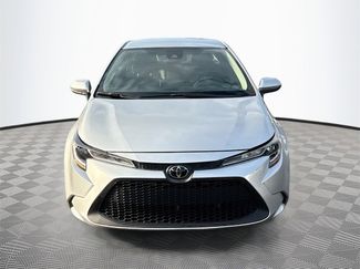 Used 2021 Toyota Corolla LE video 2