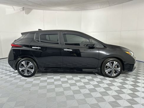 Used 2022 Nissan Leaf SV Plus image 9