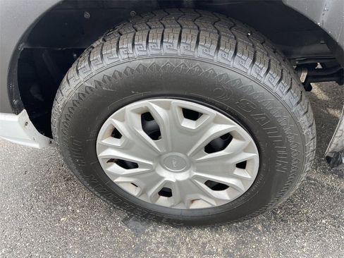 Used 2023 Ford Transit 350 XLT image 2