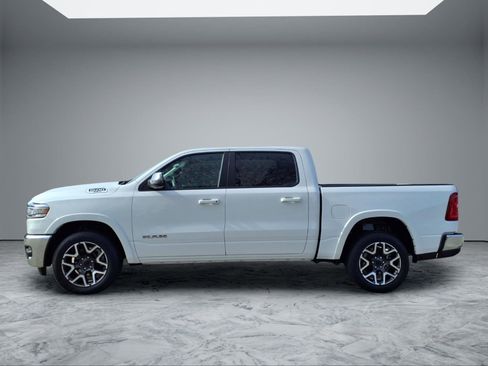 Used 2025 RAM 1500 Laramie image 5