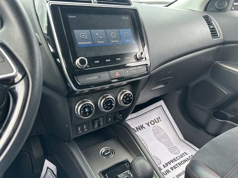 Used 2024 Mitsubishi Outlander Sport SE image 37