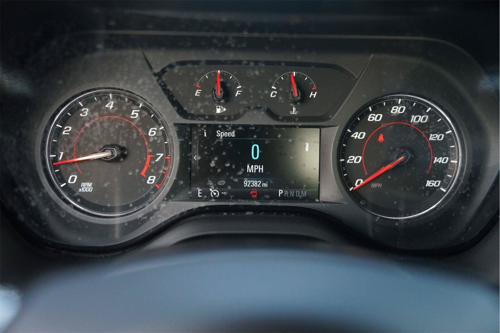 Used 2018 Chevrolet Camaro LT RWD image 20
