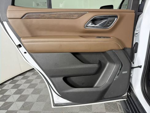 Used 2023 Chevrolet Tahoe High Country image 43