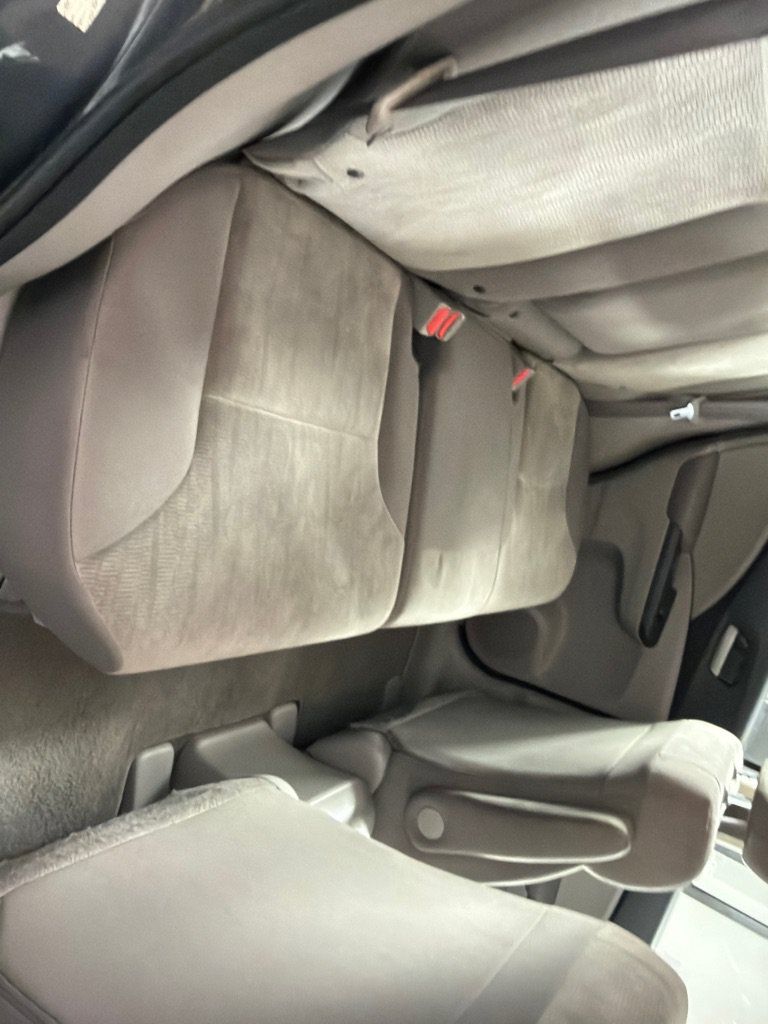 Used 2012 Honda CR-V LX image 19