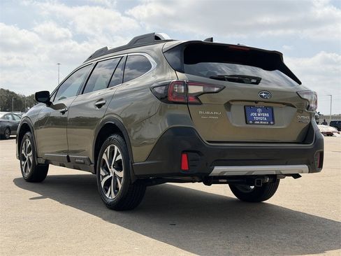 Used 2022 Subaru Outback Touring XT image 7