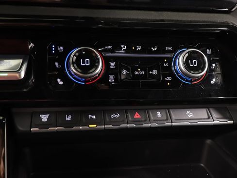 Used 2026 GMC Sierra 2500 AT4 w/ AT4 Premium Plus Package AWD/4WD image 11