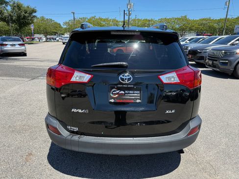 Used 2013 Toyota RAV4 XLE FWD image 9