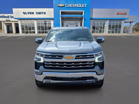 New 2026 Chevrolet Silverado 1500 LTZ w/ LTZ Premium Package AWD/4WD image 2