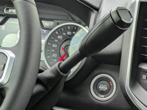 New 2026 RAM 3500 Big Horn AWD/4WD image 19
