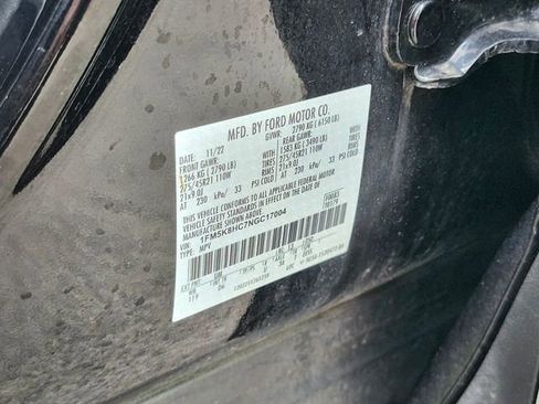 Certified 2022 Ford Explorer Platinum w/ Equipment Group 601A AWD/4WD image 38