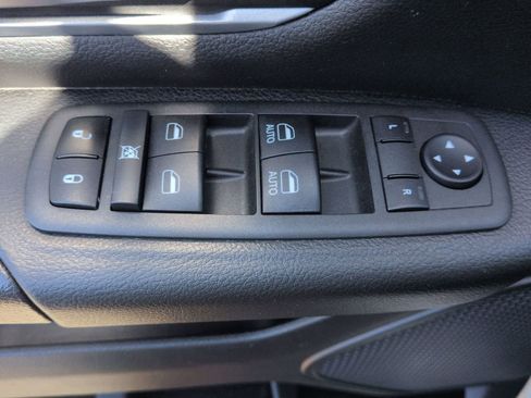 Certified 2022 RAM 1500 Big Horn image 12