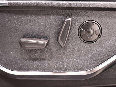 Certified 2025 Ford F350 Platinum AWD/4WD image 14