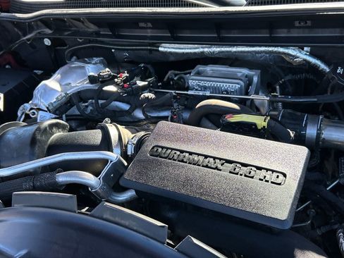 Used 2022 Chevrolet Silverado 2500 High Country w/ LPO, Hitch Package image 33