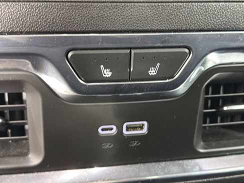 Used 2024 GMC Sierra 1500 SLT w/ SLT Premium Plus Package image 20