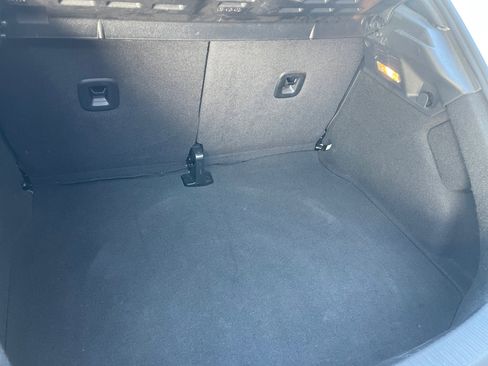 Used 2019 Volkswagen Beetle S image 20