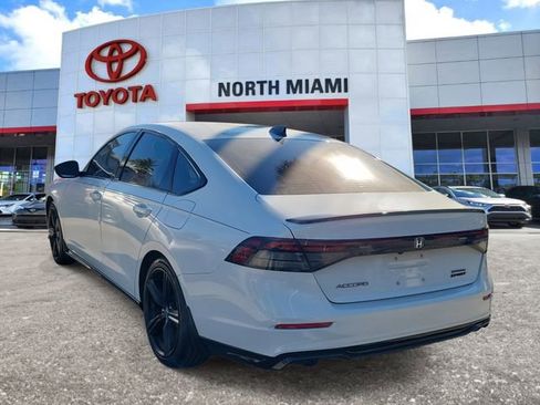 Used 2023 Honda Accord Sport image 3