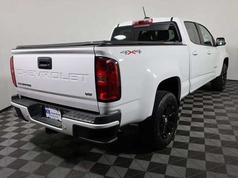 Used 2022 Chevrolet Colorado LT w/ Safety Package image 5