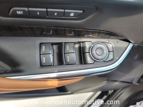 Used 2023 Cadillac XT4 Sport FWD image 16