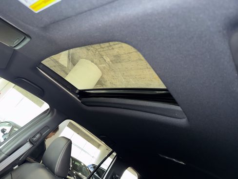 Used 2023 Honda Passport EX-L image 32