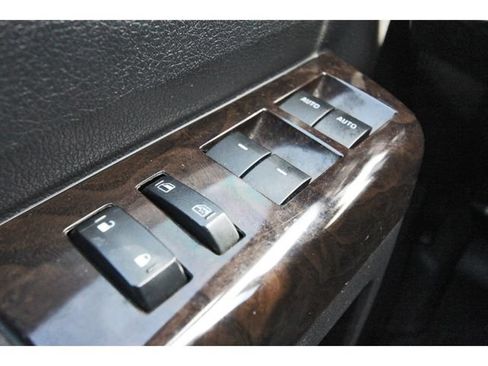 Used 2016 Ford F350 Platinum w/ FX4 Off-Road Package AWD/4WD image 20