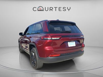 Certified 2025 Jeep Grand Cherokee Altitude