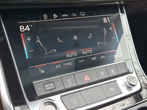 Used 2023 Audi Q7 Premium Plus w/ Premium Plus Package image 18