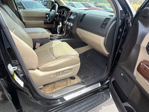 Used 2008 Toyota Sequoia Limited image 20