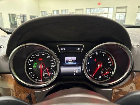 Used 2018 Mercedes-Benz GLS 550 4MATIC image 63