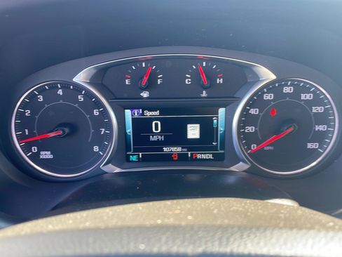 Used 2019 GMC Acadia SLT FWD image 23