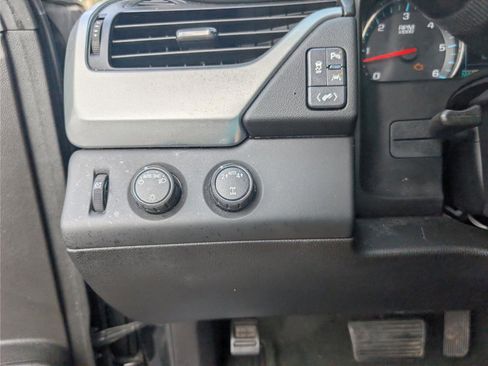 Used 2017 Chevrolet Tahoe LT image 27