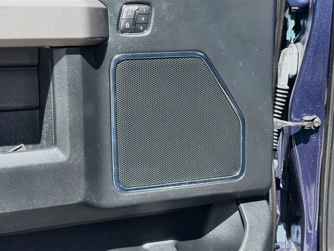Used 2019 Ford F150 Platinum w/ Equipment Group 701A Luxury AWD/4WD image 23