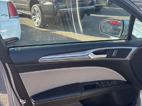 Used 2020 Ford Fusion S image 23