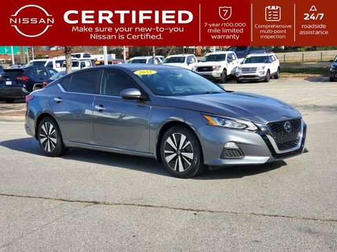 Certified 2021 Nissan Altima 2.5 SV image 1