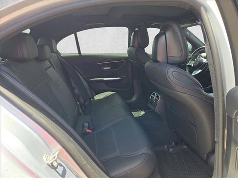 Used 2022 Mercedes-Benz C 300 4MATIC Sedan image 11