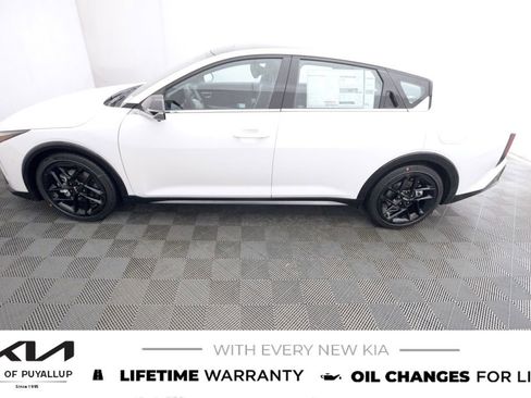 New 2025 Kia K4 GT-Line Turbo image 8