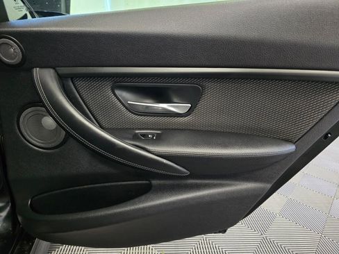 Used 2017 BMW M3 image 22