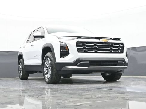 New 2026 Chevrolet Equinox LT w/ Safety and Technology Package FWD image 52