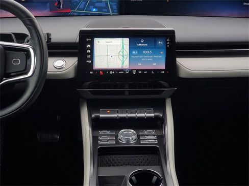 Certified 2025 Lincoln Nautilus Premier image 31