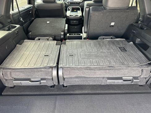 Used 2024 Toyota Sequoia Platinum image 17