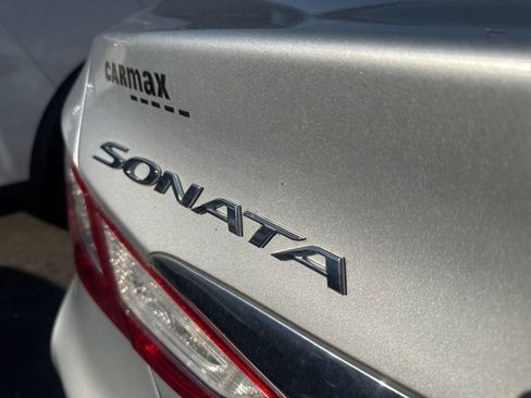 Used 2014 Hyundai Sonata GLS image 9