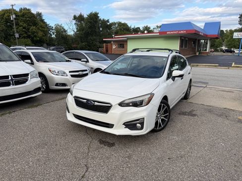 Used 2017 Subaru Impreza 2.0i Limited AWD/4WD image 2