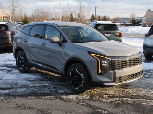 New 2026 Kia Sportage S image 3